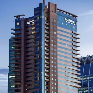 Hotel Pullman Jumeirah Lakes Towers Y Residencia, Dubái